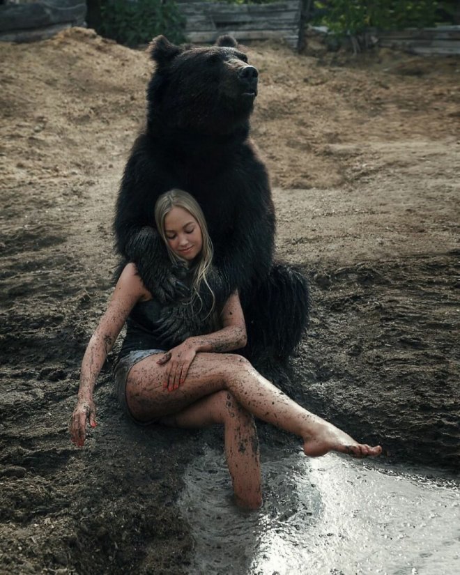 Cứu gấu con khỏi rạp xiếc, cô gái Nga tìm thấy bạn thân trọn đời - Ảnh 10