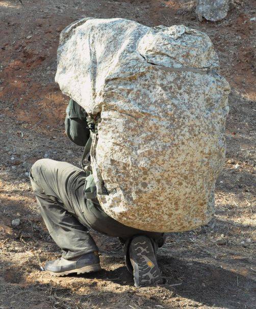 Israel giới thiệu vật liệu ngụy trang mới: giúp người lính hóa đá và trở nên vô hình trước các loại camera ảnh nhiệt